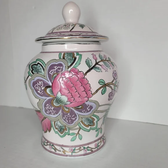 Floral porcelain ginger jar cookie jar vase decor with lid. 10 tall with lid.